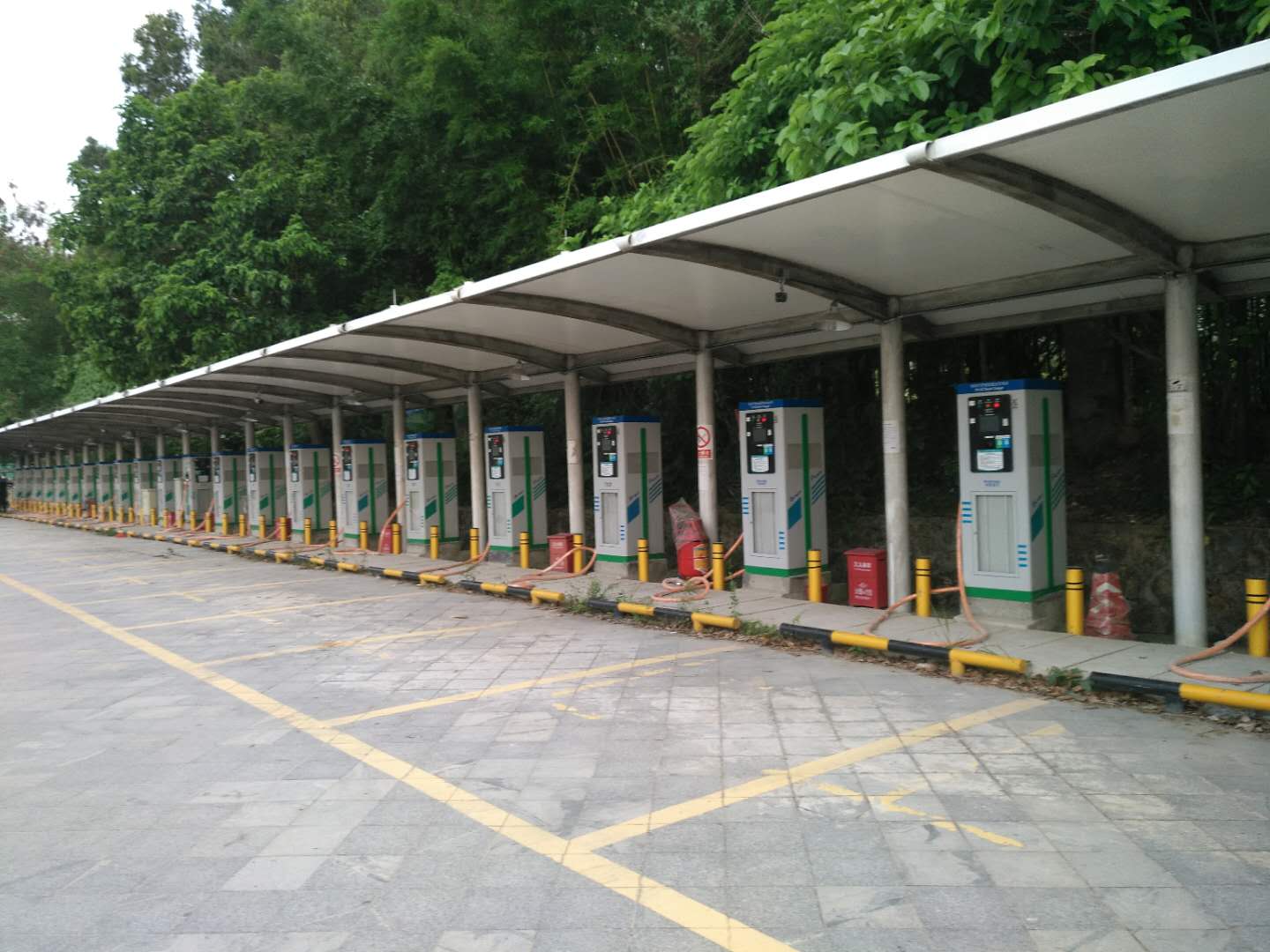 2020年智能充電樁價(jià)格指南 揭秘金雀充電樁廠家最新報(bào)價(jià)與充電樁設(shè)施成本